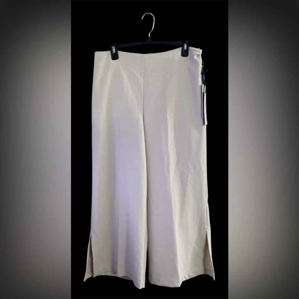 Nicole Miller Cream Crop Wide Leg Pants Office Holiday Minimalist Chic Preppy